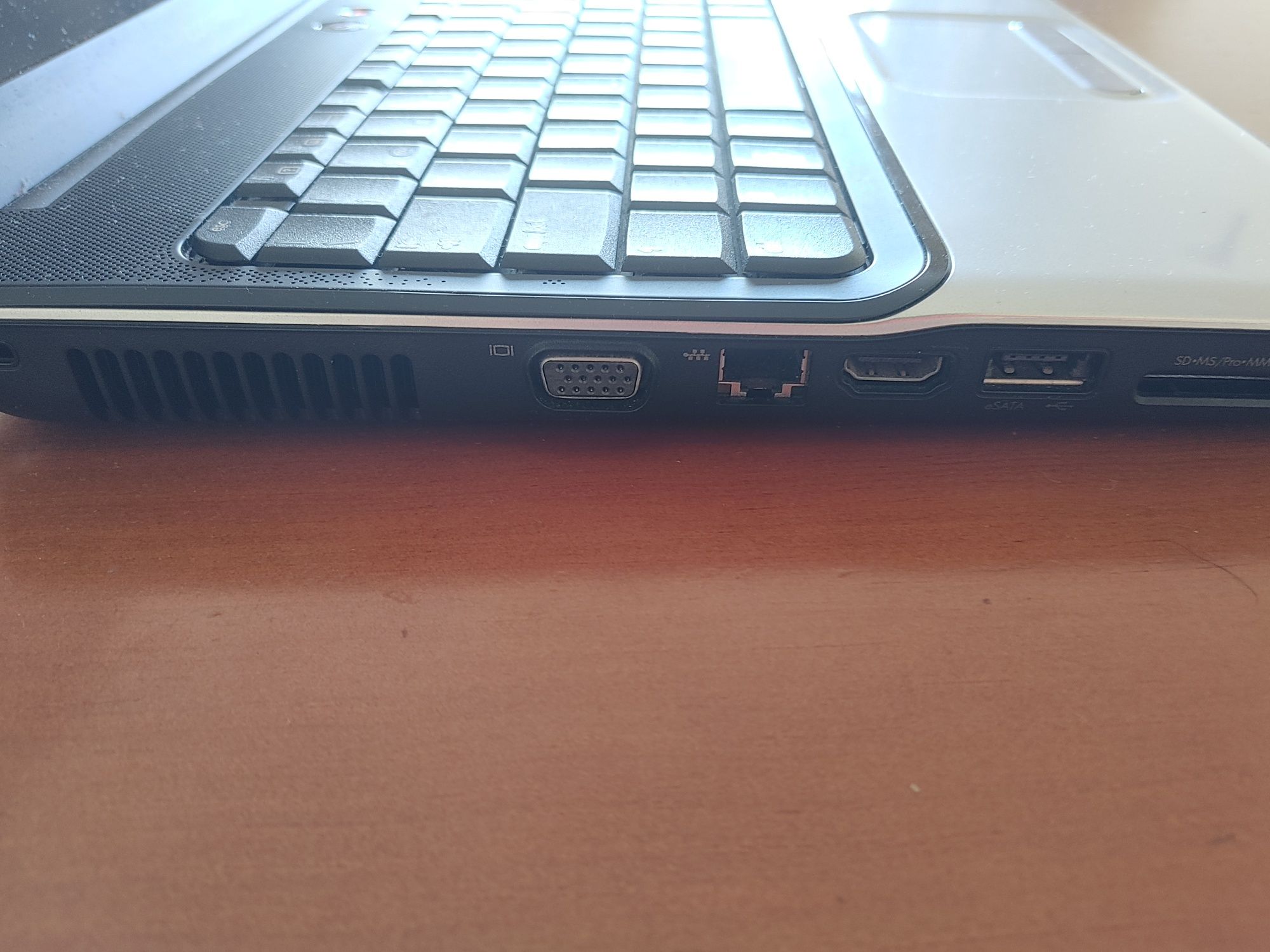 Portátil HP Compaq