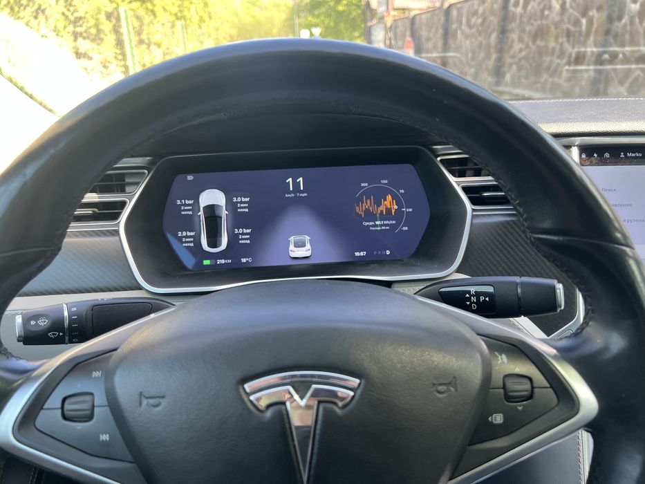 Tesla s 85D Тесла с