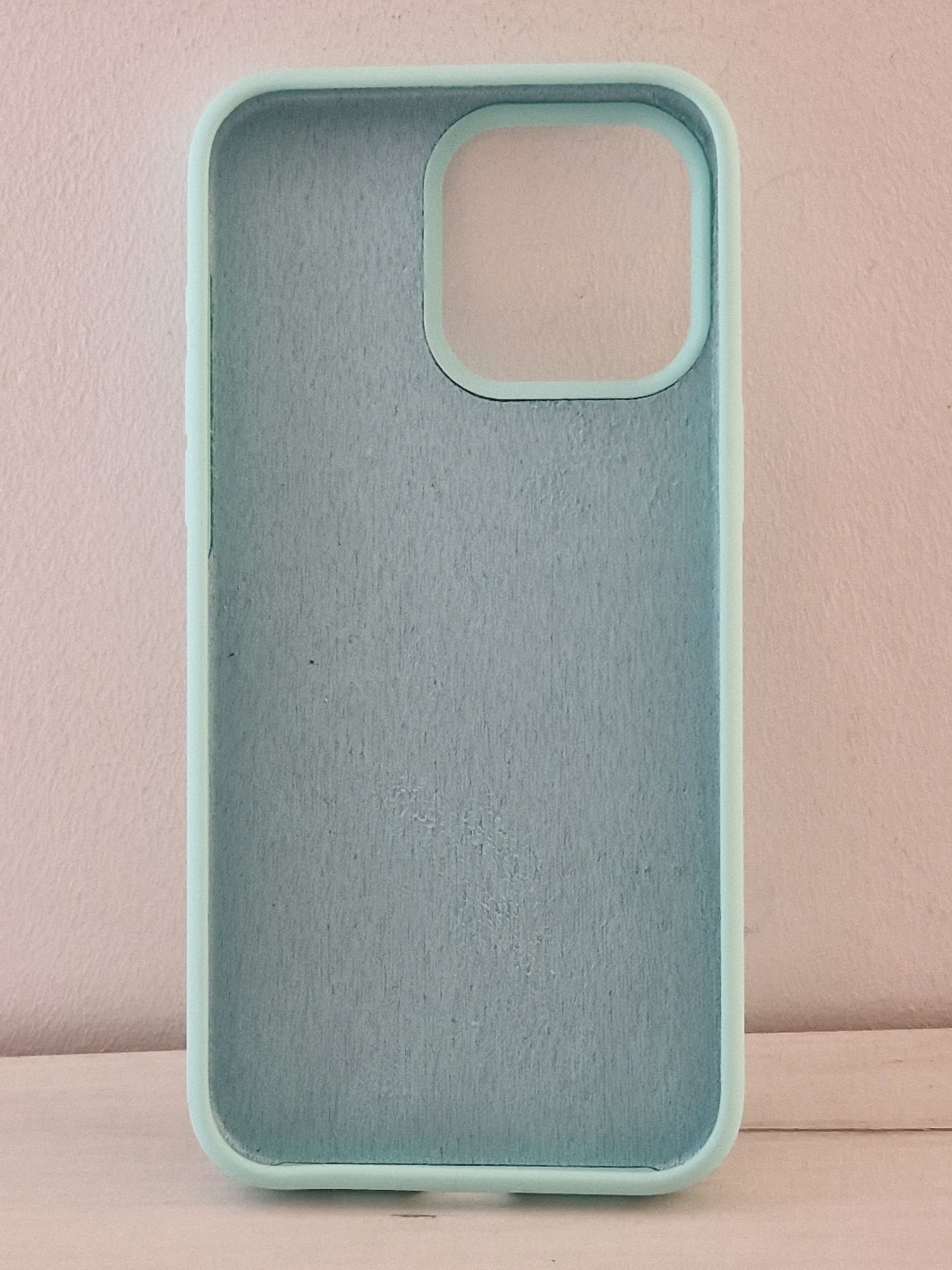 Silicone Lite Case do Iphone 15 Pro miętowy