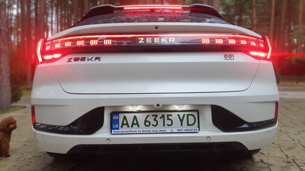 Продам автомобиль Zeekr 001 2022р