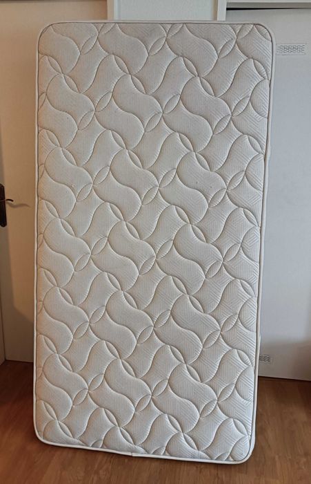 Colchão solteiro molaflex