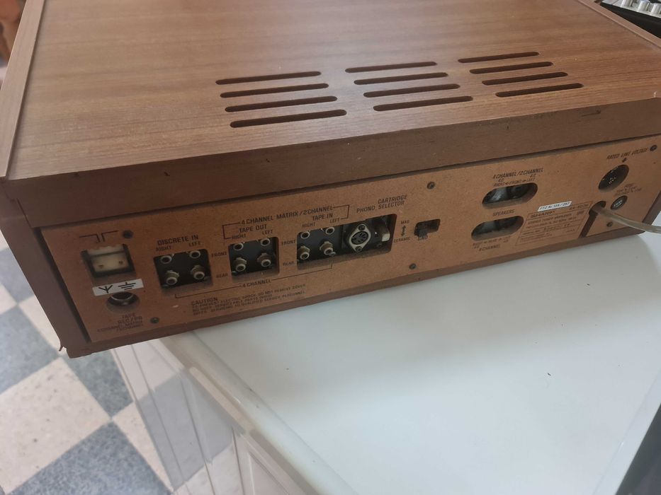 Gira discos BSR 710 e receiver vintage SHARP