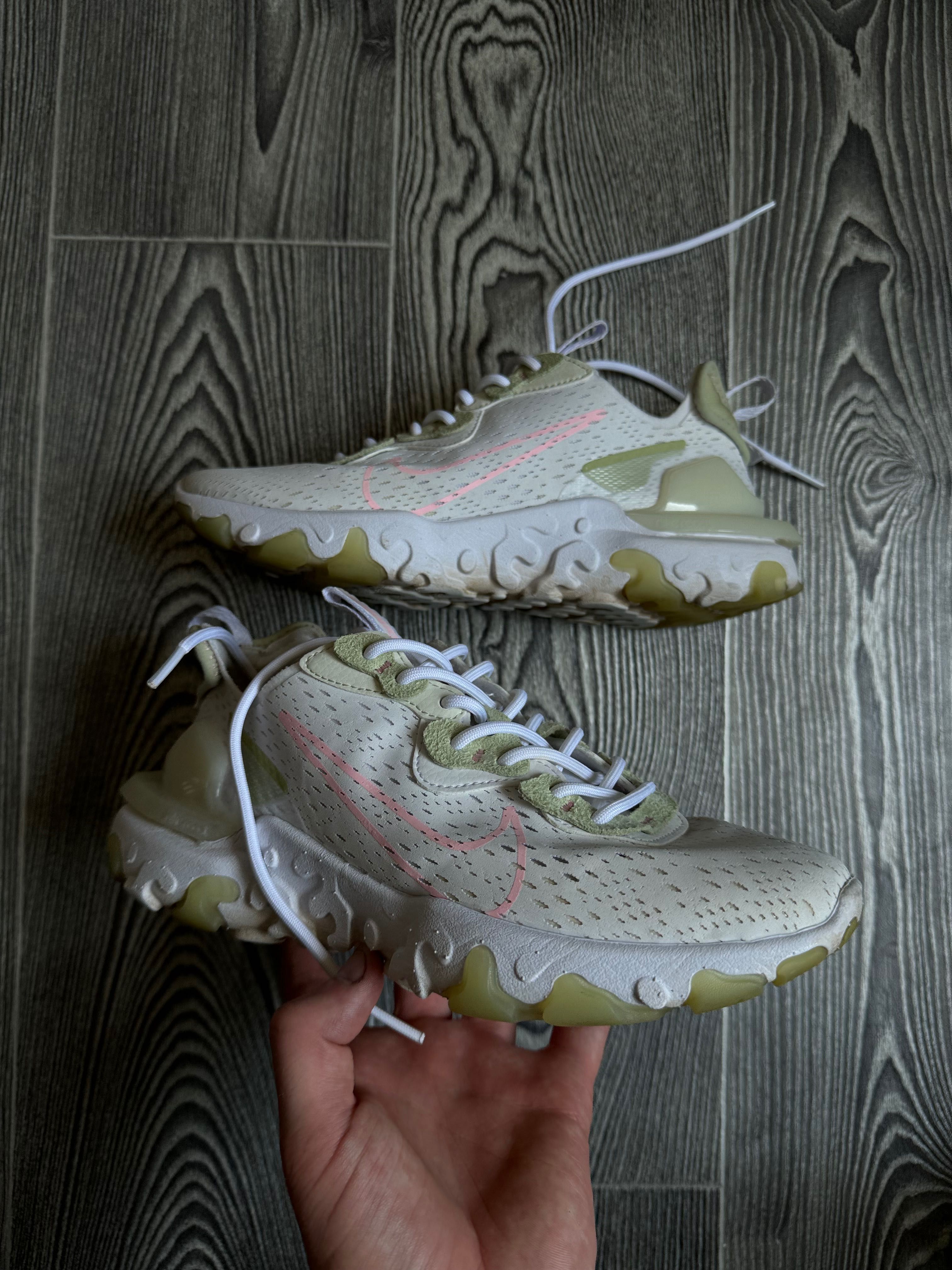 Кроссовки Nike React Vision размер 38 стелька 24