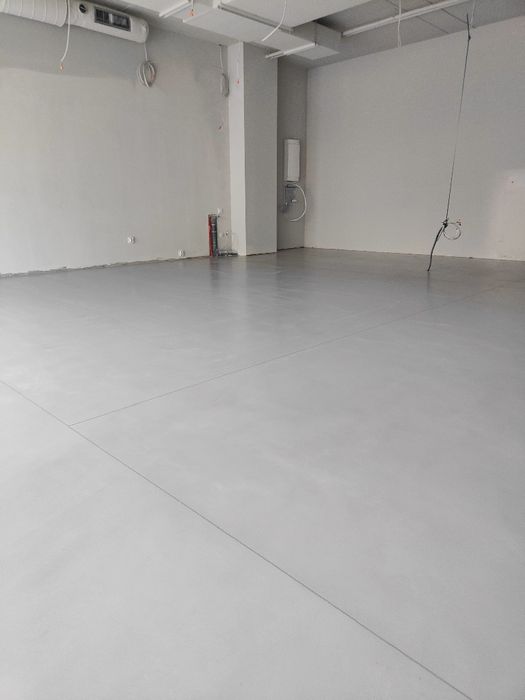 Mikrocement na posadzkę ściany schody
