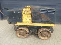 Walec kołkowy Bomag BMP851