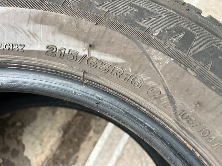 Bridgestone Blizzak 215/65/16c 2szt
