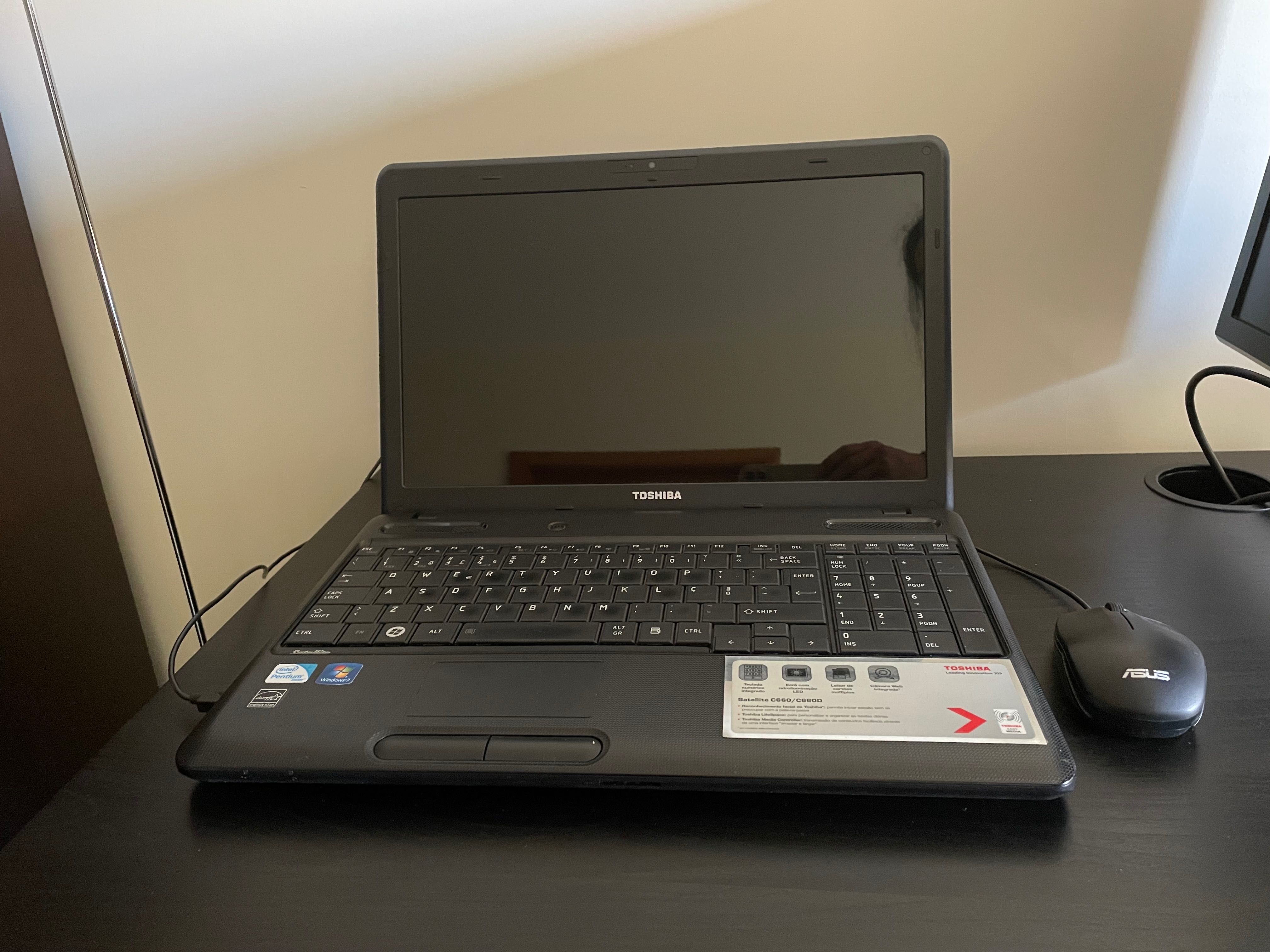 Toshiba Satélite C660D - 11w