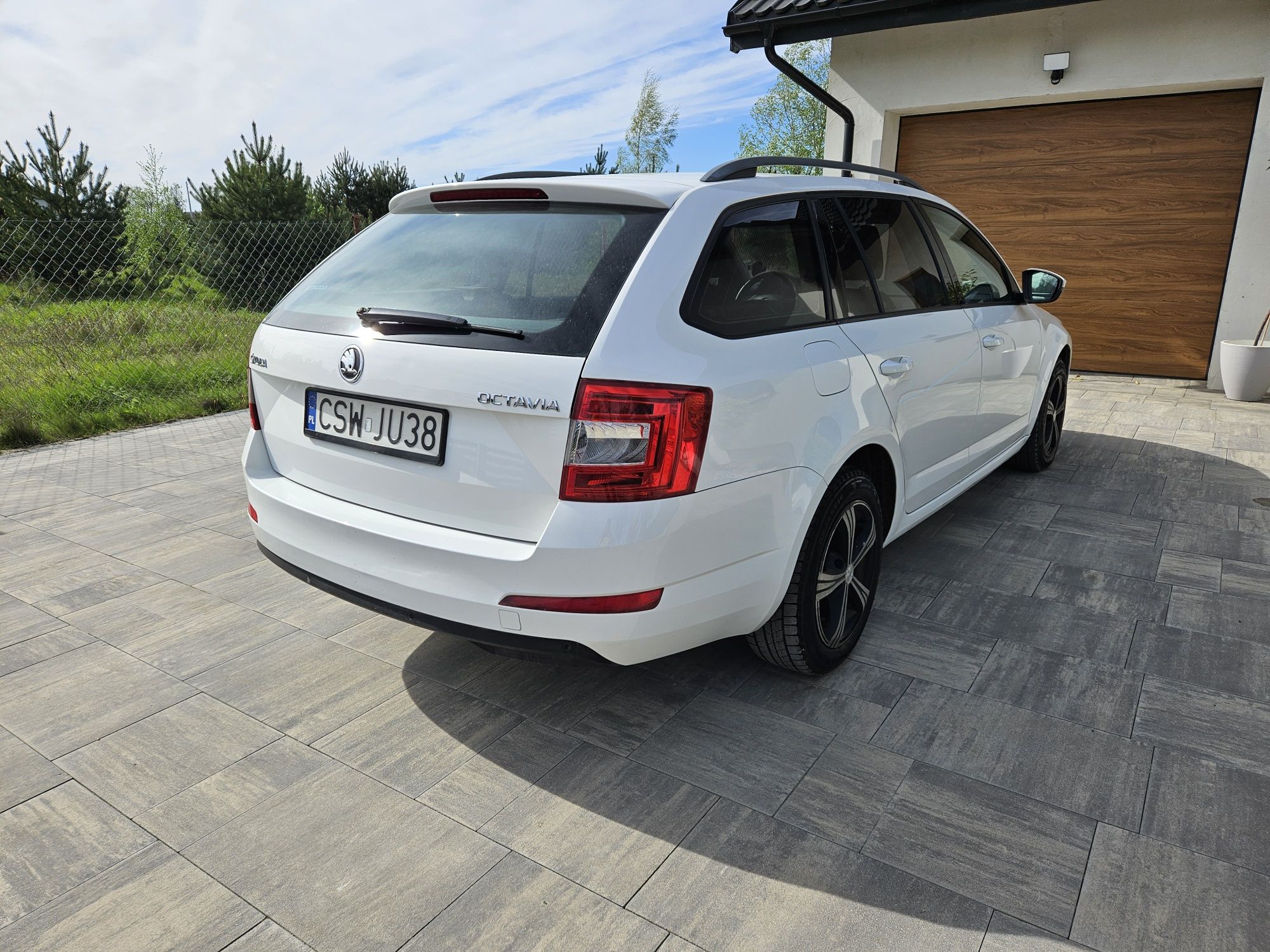 Skoda Octavia 1.6 TDCi 105 KM 1 własciciel, salon Polska