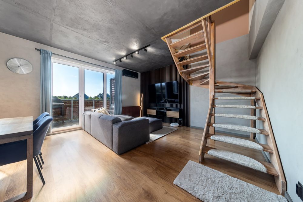 Dwupoziomowa szeregowka ul.Sw.Rity. 113m uzytkowych