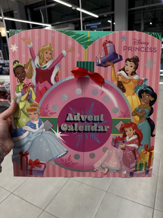 Дитячі адвент календарі