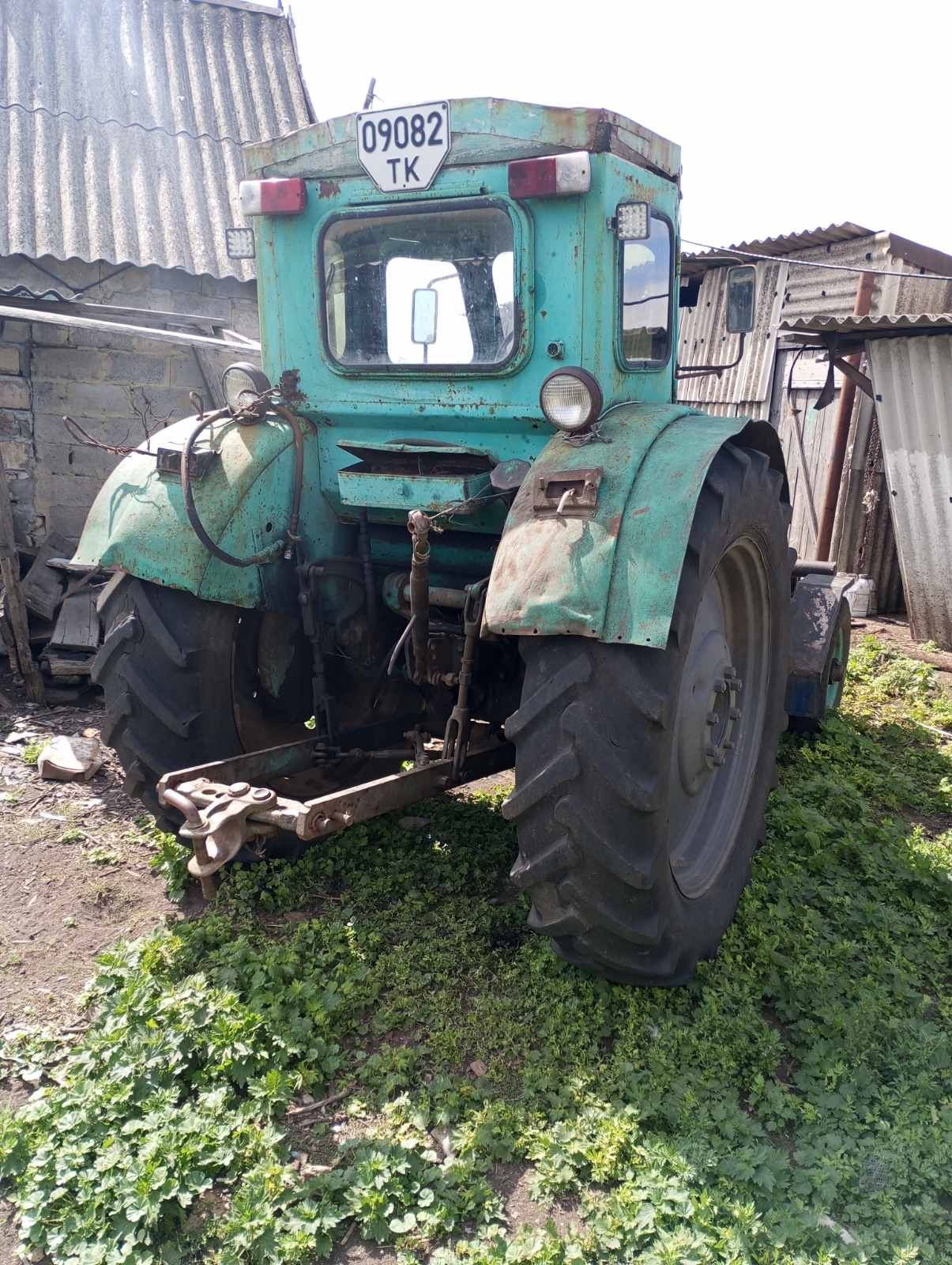 Продам трактор т40