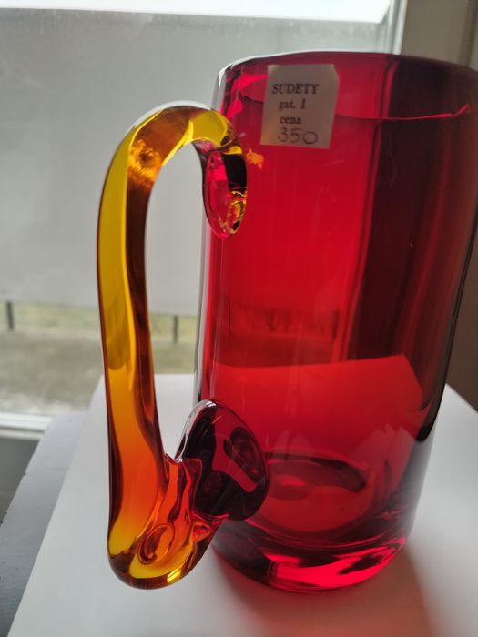 Szklany kufel  huta sudety  prl nowy