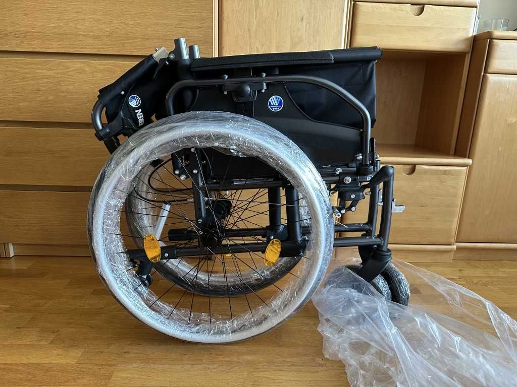 Sprzedam wózek inwalidzki Vermeiren D200P