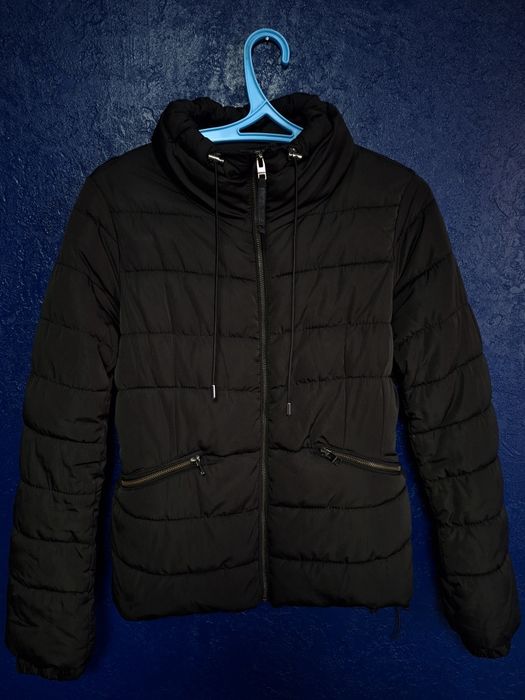 Куртка женская тёплая стильная чёрная стеганая Bershka (BSK)