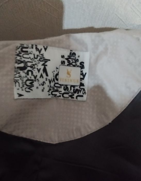 Демісезонний жіночий плащ