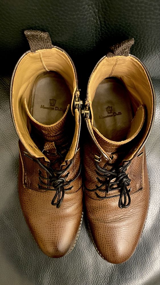 Botas em Pele Massimo Dutti