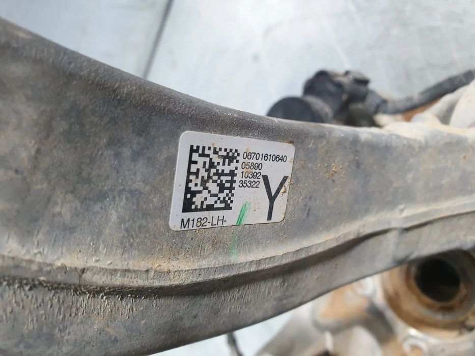 Braço de suspensão trás esquerdo ALFA ROMEO Stelvio (949_)