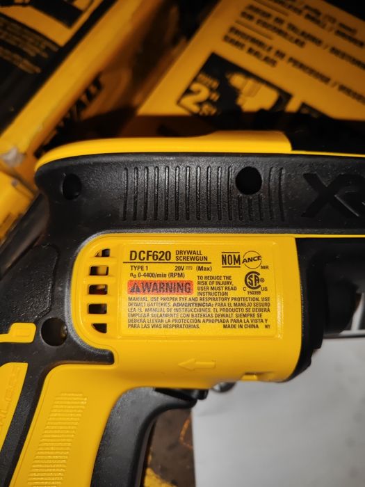 Комплект  DCF620