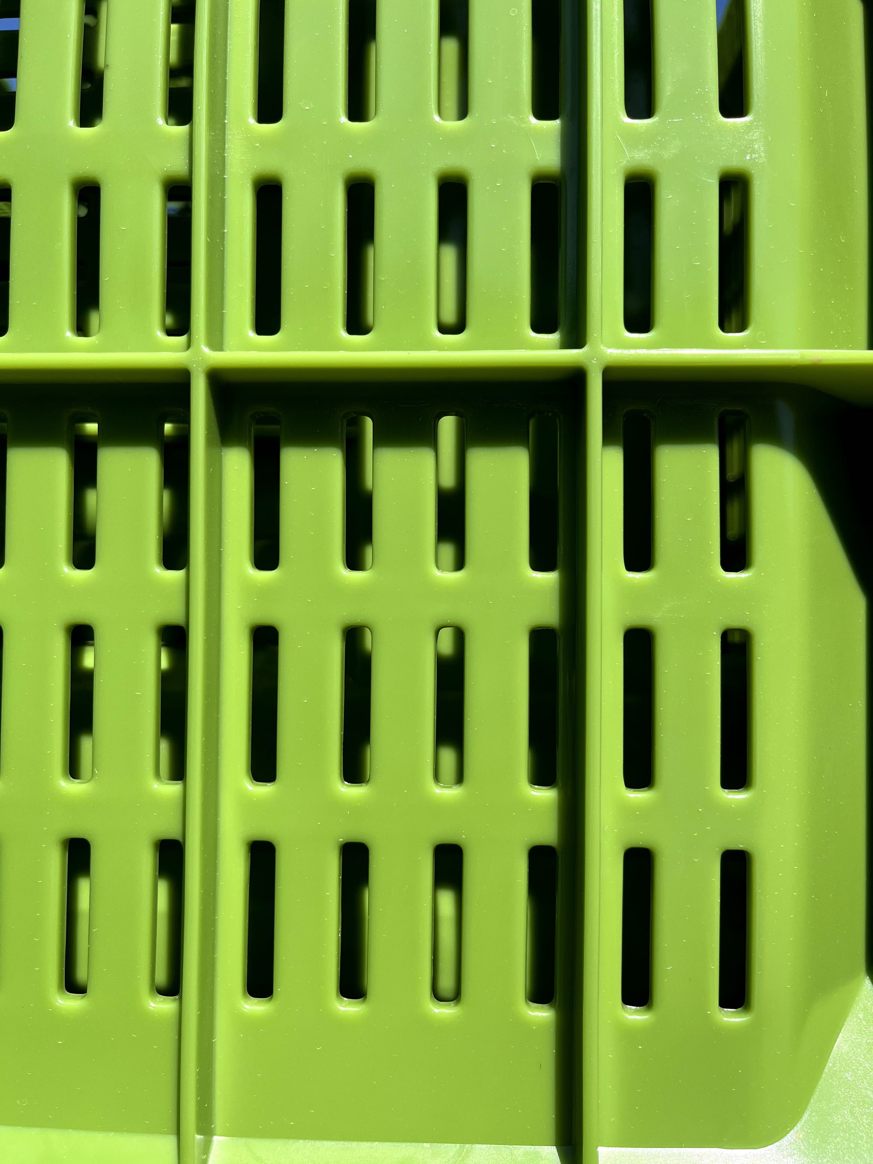Skrzyniopaleta plastikowa ażurowa na 2 płozach! NOWA!