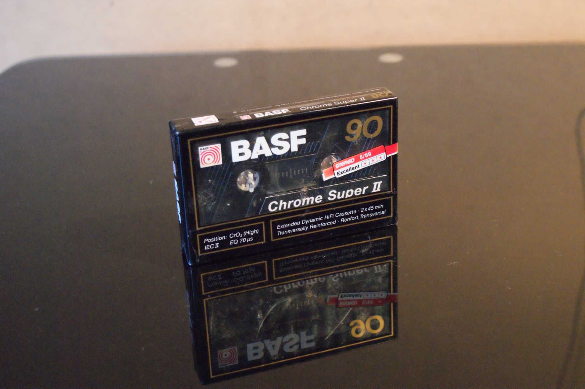 Kaseta magnetofonowa BASF Chrome Super II 90 zafoliowana