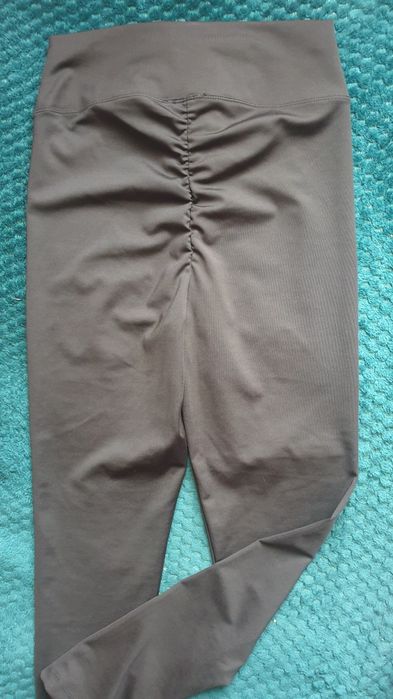 Legginsy lycra z marszczeniem na pupie