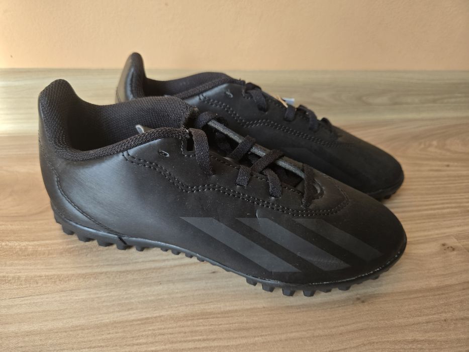 Turfy dziecięce Adidas X Crazyfast.4 TF J rozmiar 35.5 nowe