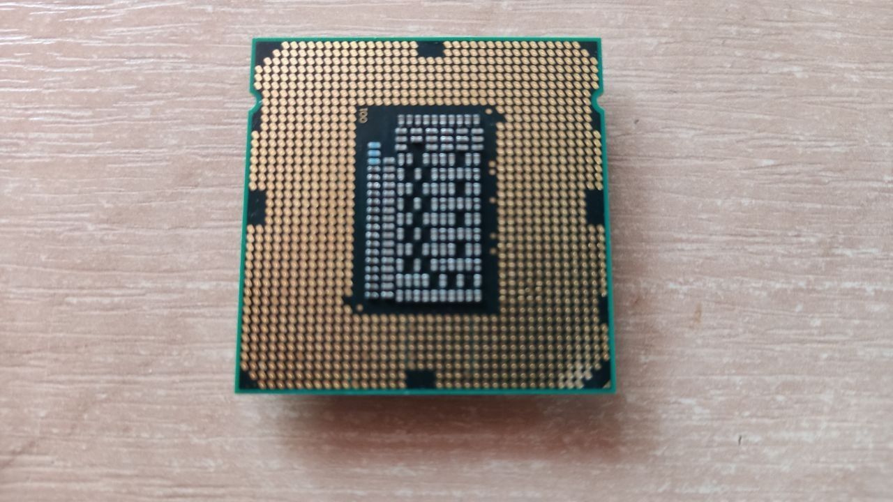 Intel Core I5-2400