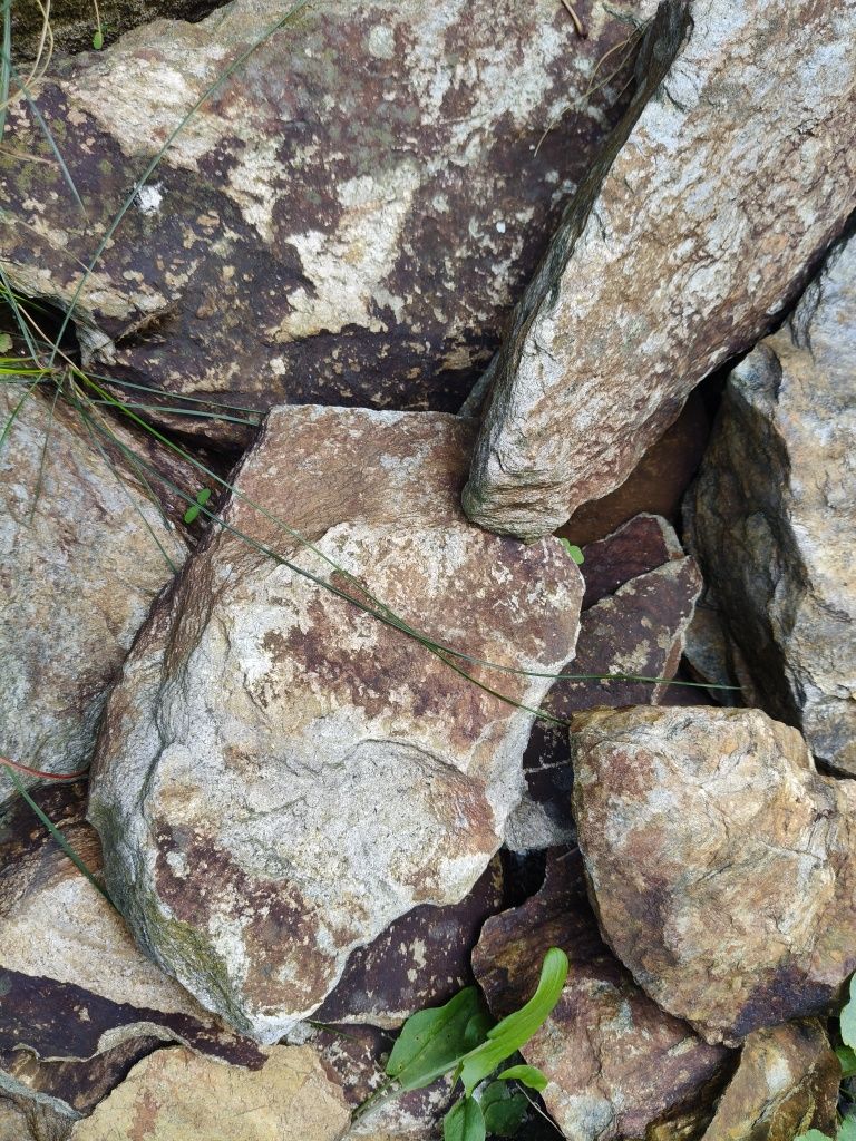 Kamienie na skalniak kolor srebrny stara miedź