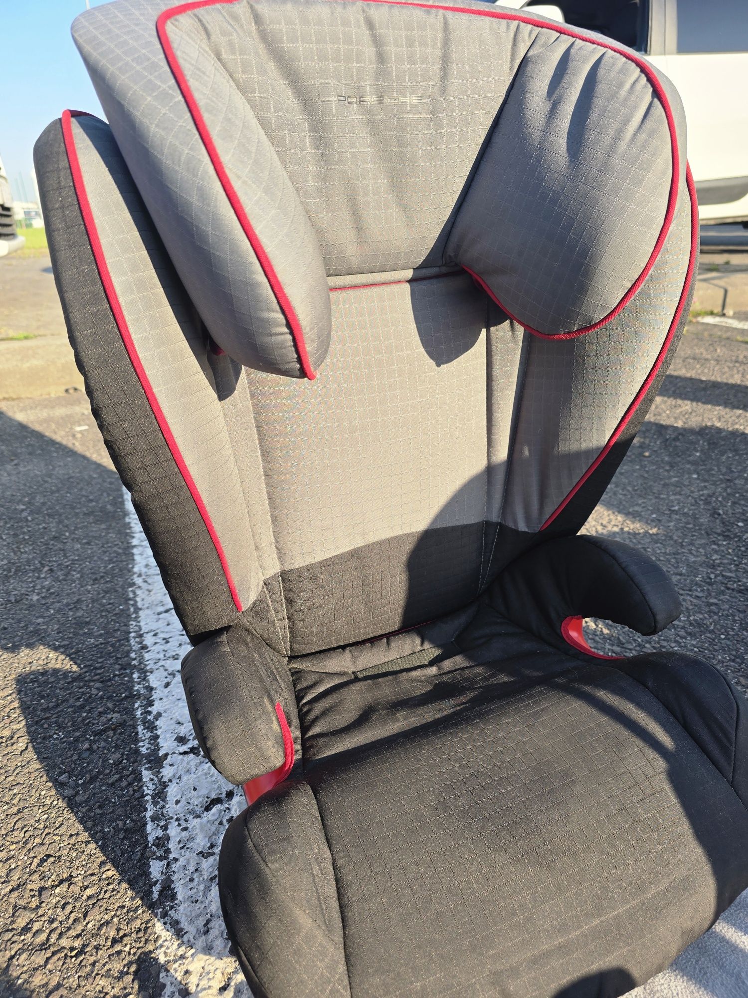 Fotelik Porsche Junior Plus Seat