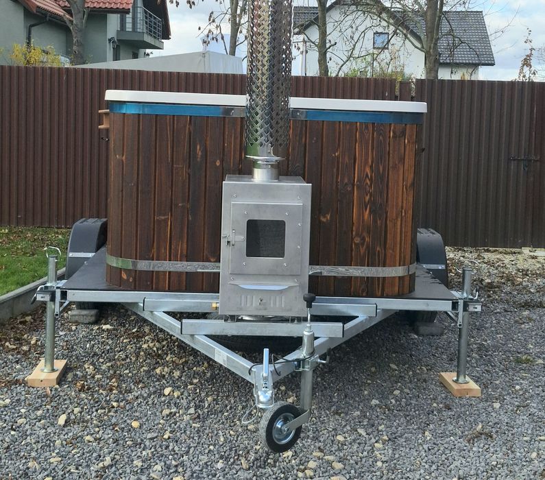 Wynajem Jaccuzi mobilne na przyczepce lekkiej. Gratisy