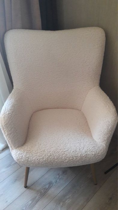 Крісло біле