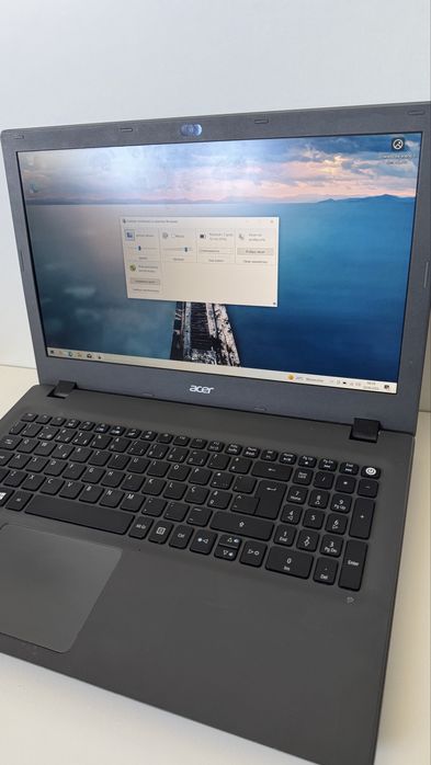 Acer E5 573 i5 8gb 256ssd 15,6fullhd mat wifi dvd hdmi usb 3.0 win 10
