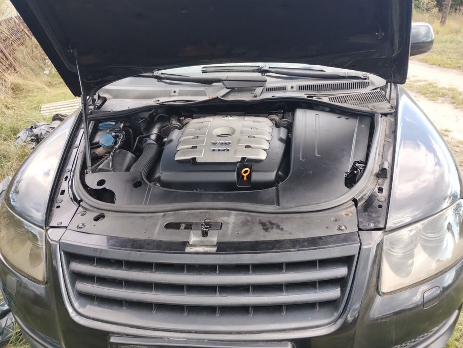 салон VW Touareg 1 покоління розборка таурек 5.0 2.5 3.0 запчастини