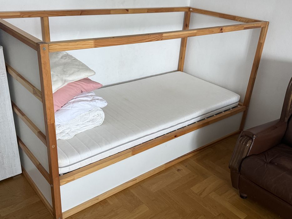 Lozko dwuch strone Kura dla dzieci,Ikea 200x90 mega stan,polecam