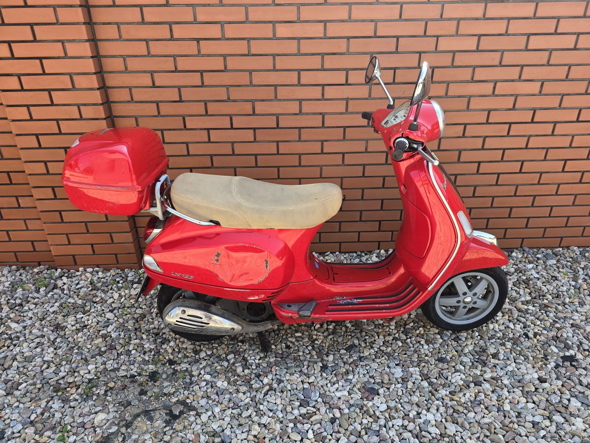 Piaggio Vespa Lx 125  // lxs gts GTV lxv // Kufer