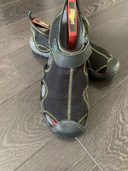 Продам босоніжки Crocs