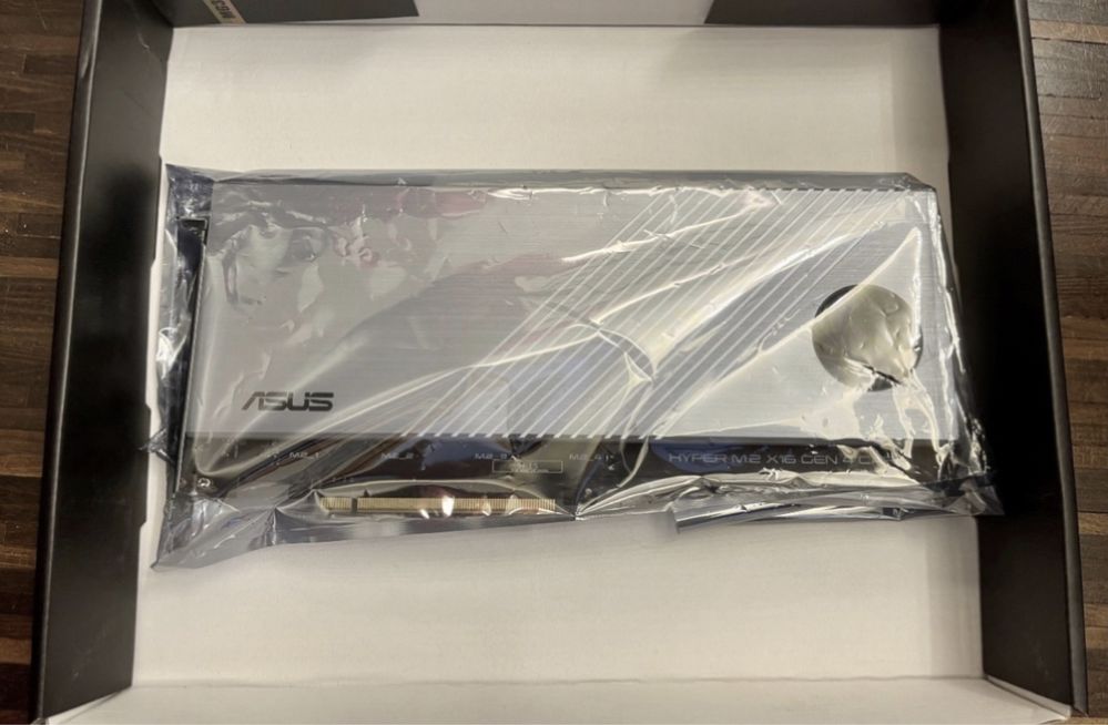 Karta ASUS Hyper M.2 x16 v4 generacji PCIe 4.0/3.0 szybkie dyski SSD