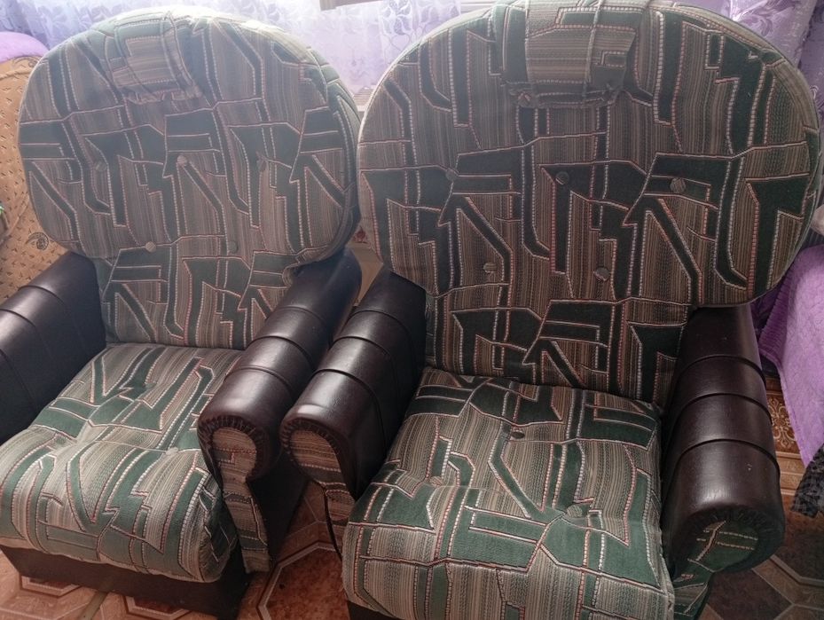 Продам крісла стул