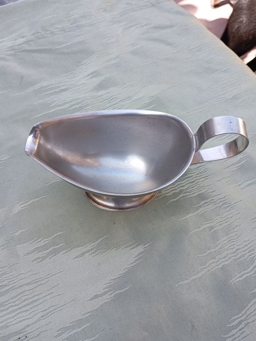 Loiça diversa de hotelaria