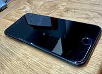 iPhone SE 2020, stan bardzo dobry, bat.77%