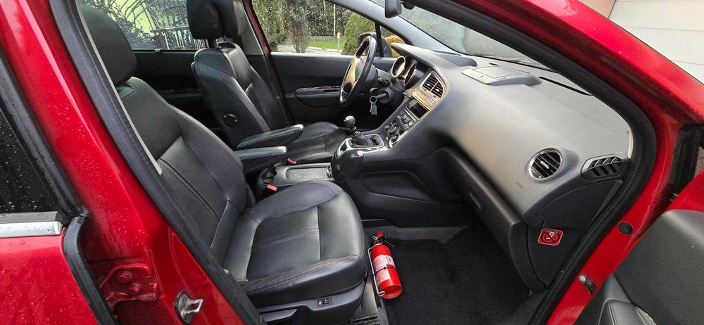 Peugeot 5008 1.6 HDi