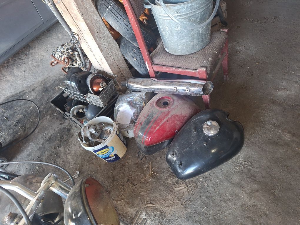 Junak m10 chopper