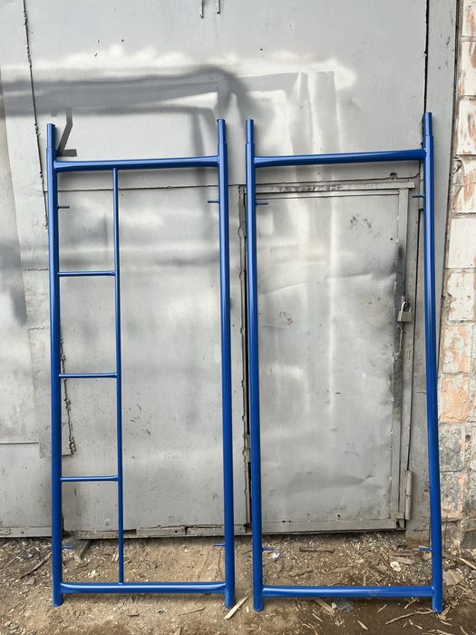 Ліса, будівельні риштування