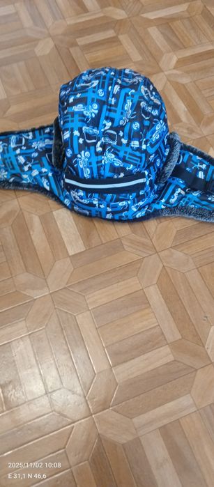Продам шапку lenne