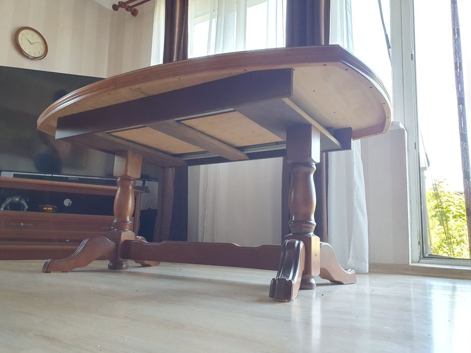 Stół duży 6-12 osób, rozsuwany (170-270 cm) lakierowany, jadalnia