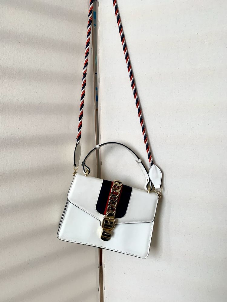 кроссбоди Gucci Sylvia #сумка с нашивкой и крупной цепью# хорошая