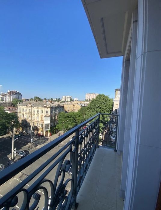 Аренда дизайнерской 3 к в центре Дом на Осипова