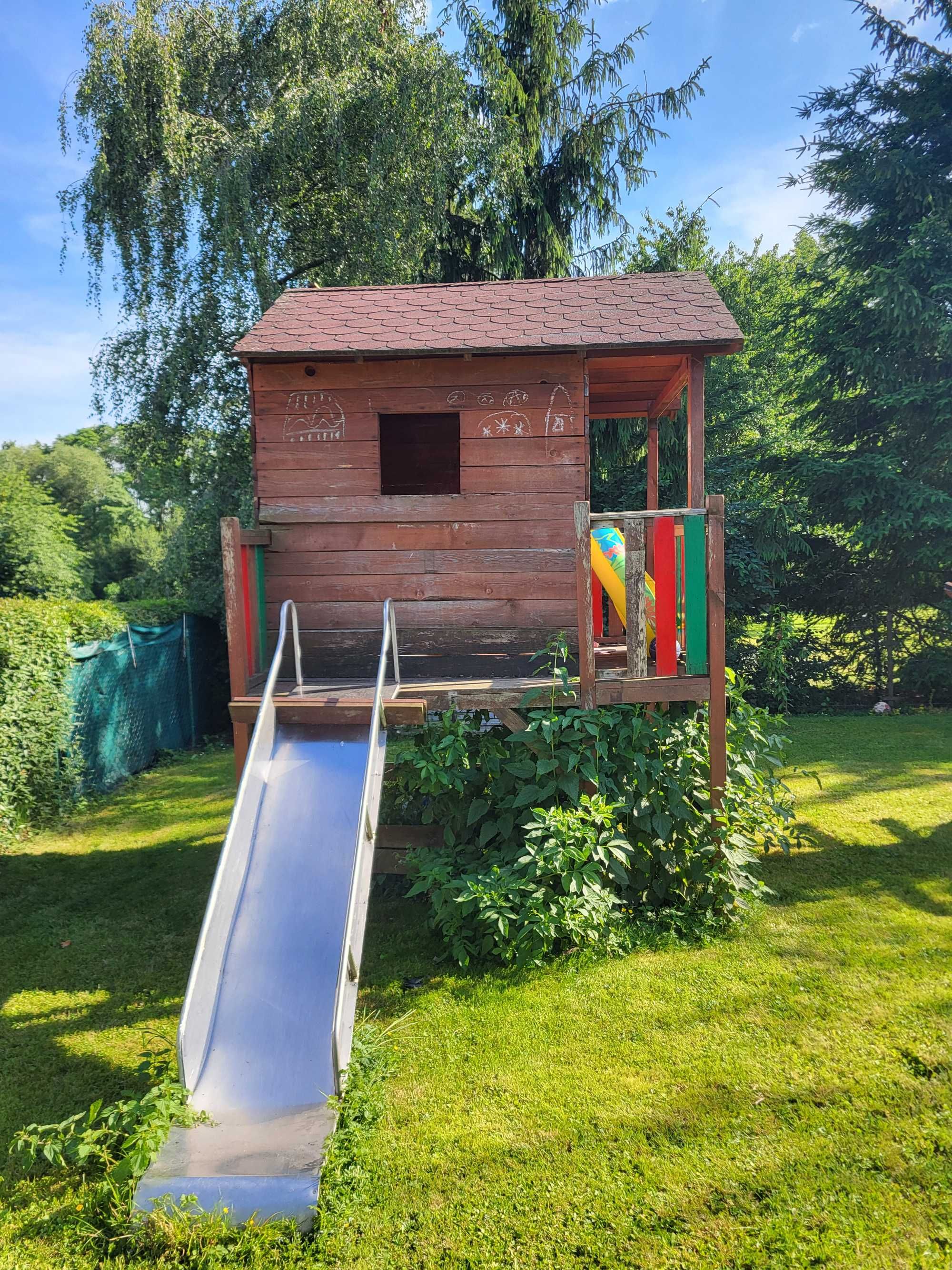 Domek z zjezdzalnią i tyrolką 25m
