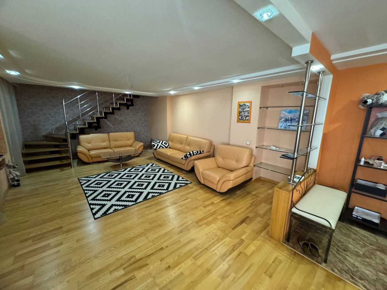 Vip апартаменты Краматорск  Двухуровневой квартиры