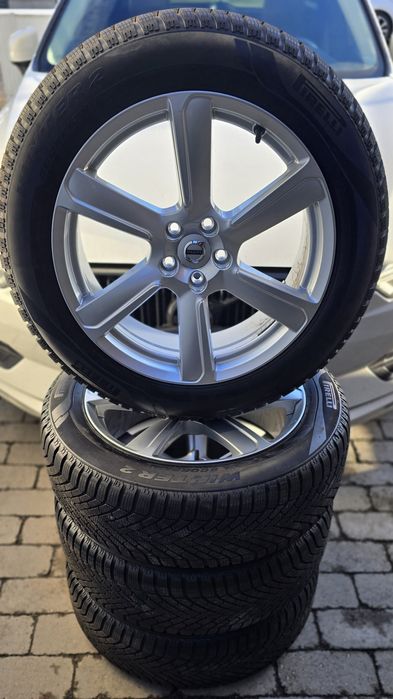 Koła felgi 19" Volvo OE XC60 XC90 zimowe opony 2025 jak nowe